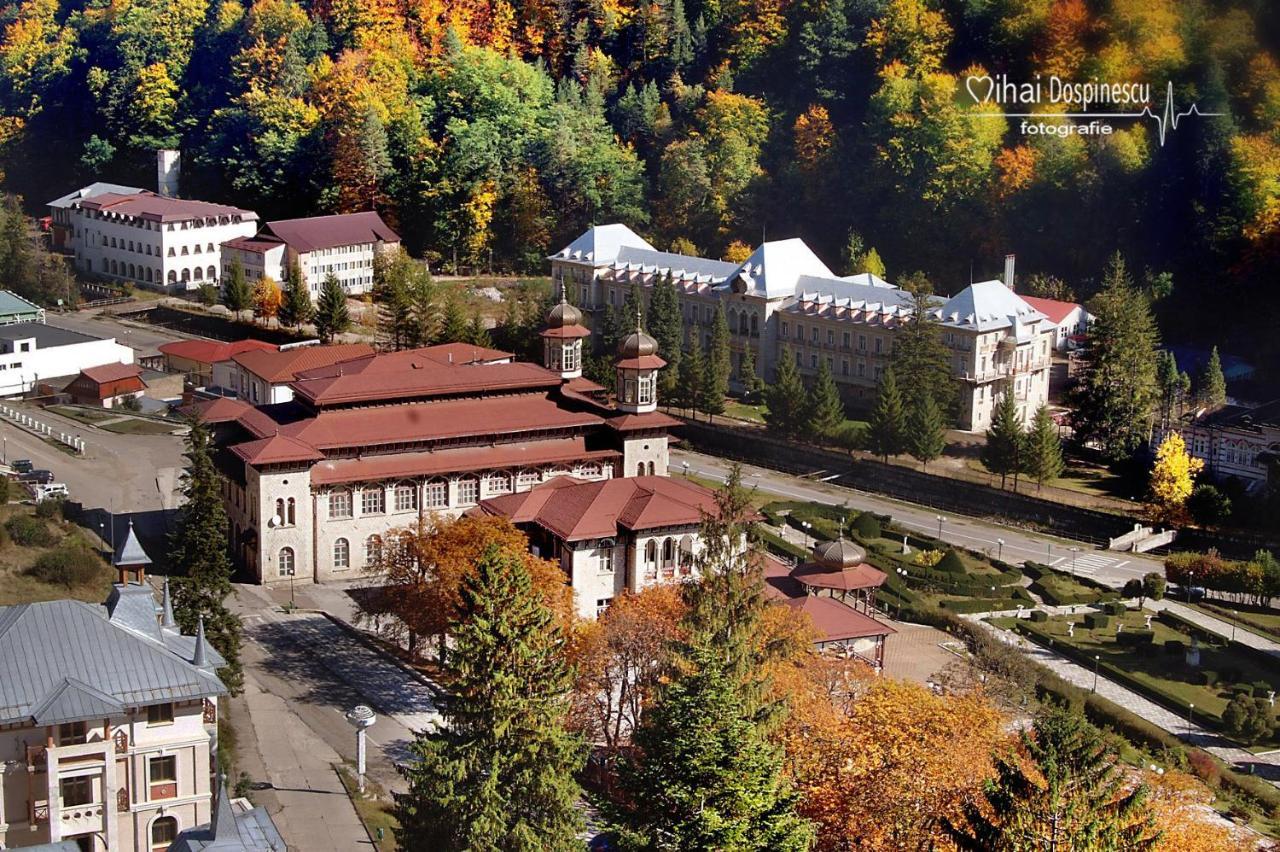 Apartmán Apartament Diandru Slănic-Moldova Exteriér fotografie